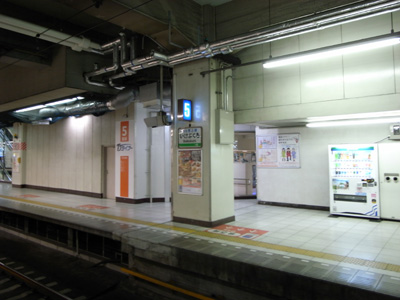 [IMAGE]東武東上線池袋駅